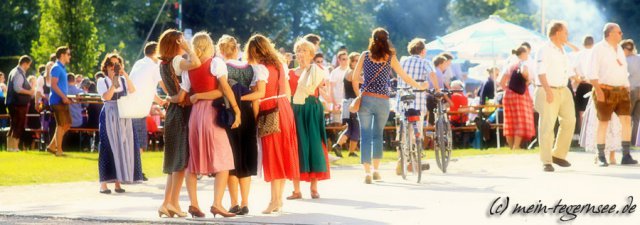 Auf dem Weg zum Waldfest I